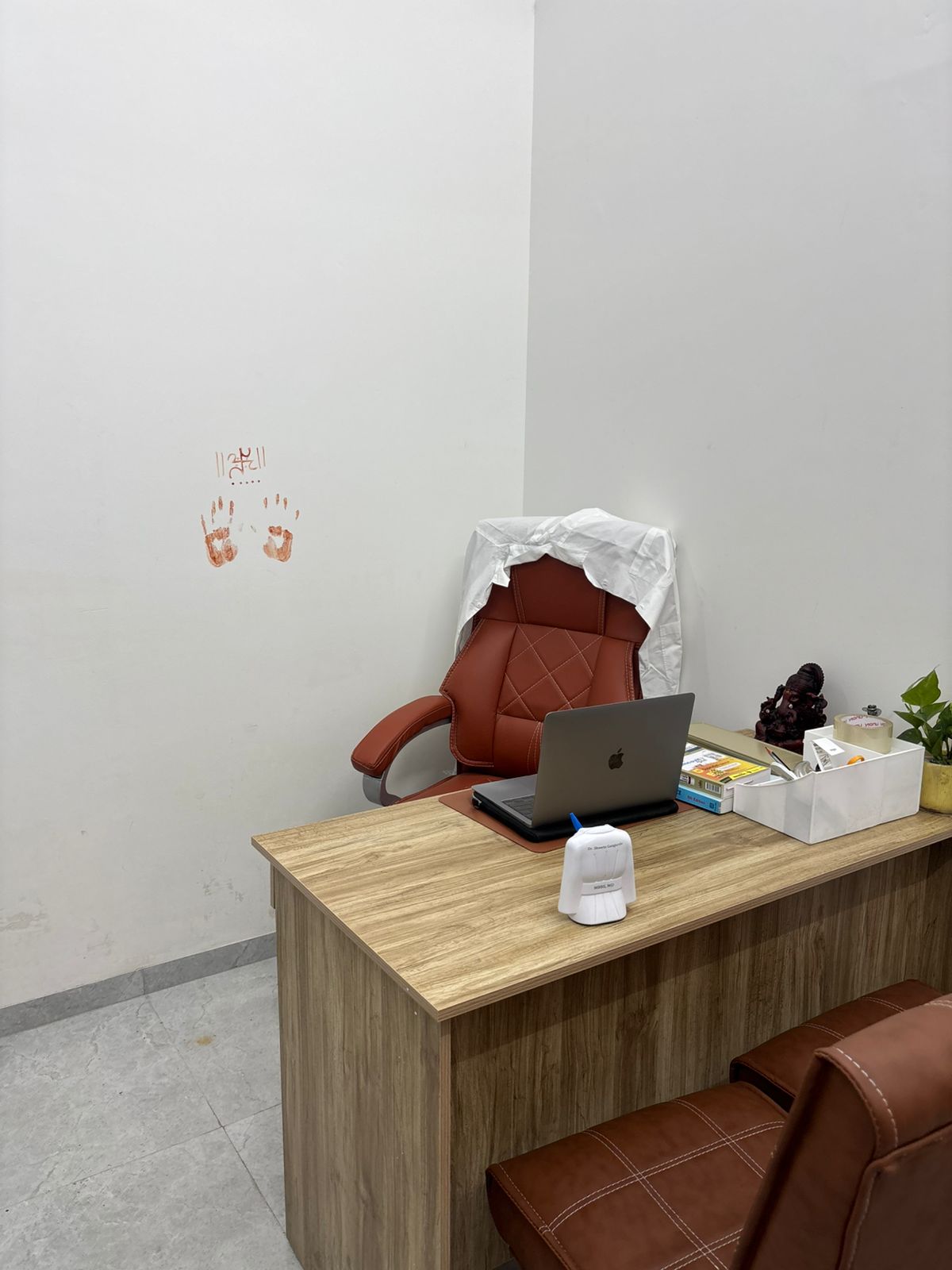 FirstLine Clinics interior, Kasarwadi, Pune — view 4